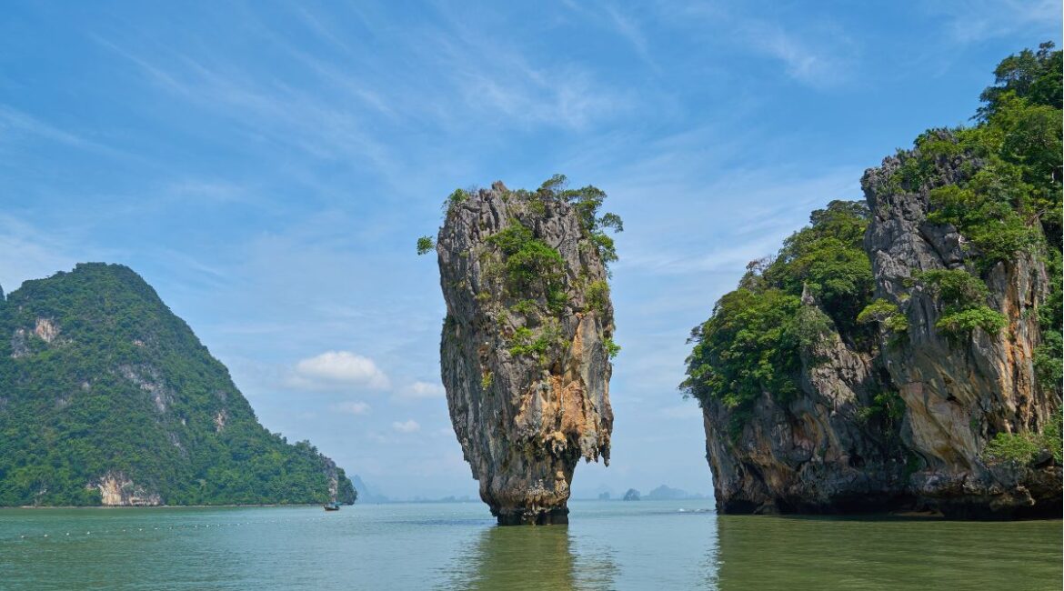 james bond island