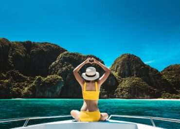 Best Time To Visit Kamala Beach 2026: Weather, Seasons, and Travel Tips