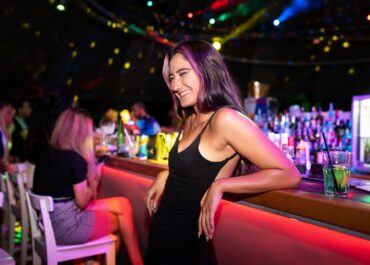 Phuket Nightlife Guide 2026: Best Areas, Clubs & Night Activities
