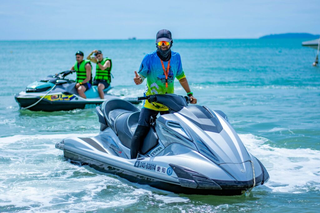 jet ski tour in clear water