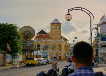 Best Restaurants in Phuket Old Town: Michelin Bites, Heritage Kitchens & Hidden Gems