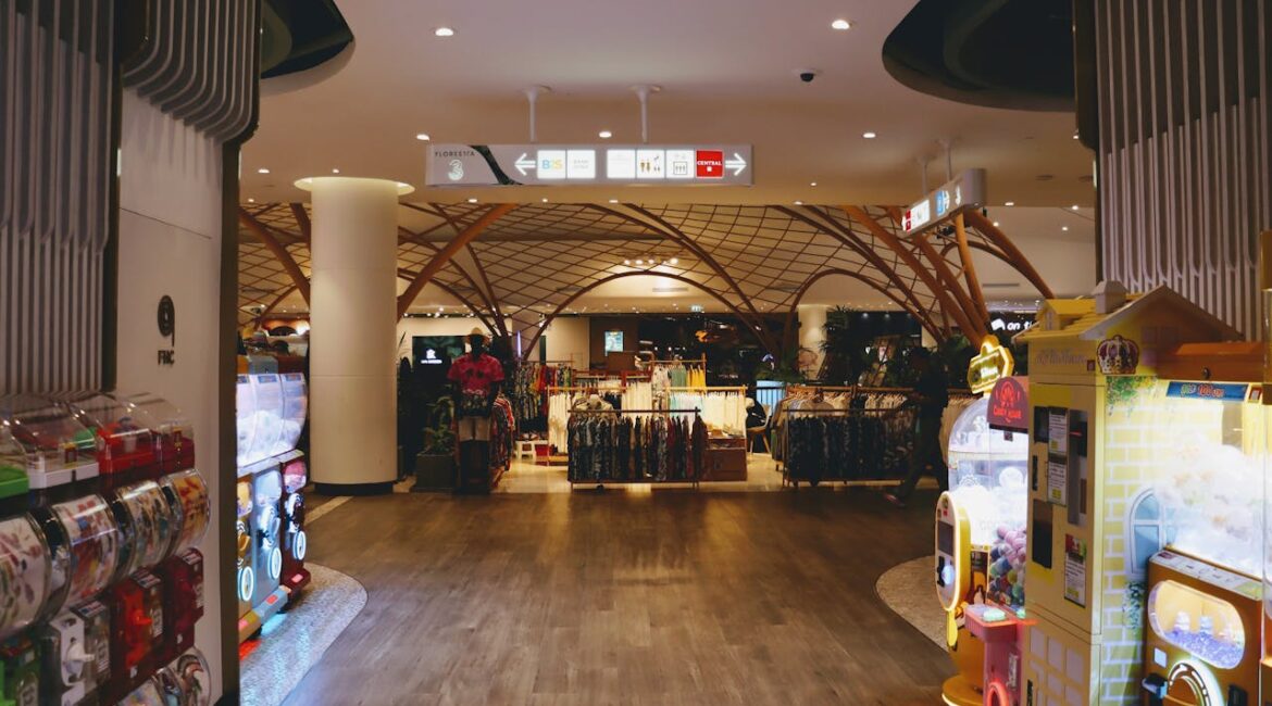 shopping mall phuket