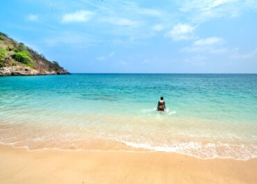 Nai Harn Beach (หาดในหาน) Phuket: The Complete 2026 Guide